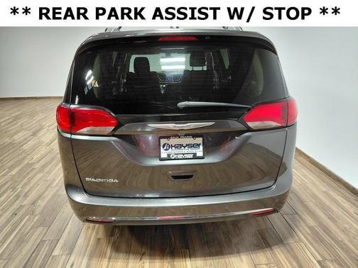 2020 Chrysler Pacifica Touring-L Plus