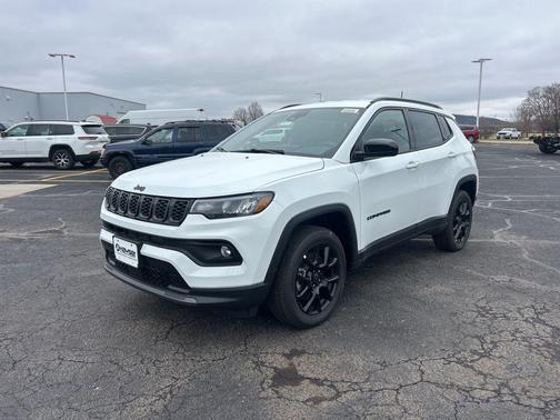 Bright White Clearcoat 2026 Jeep Compass Latitude