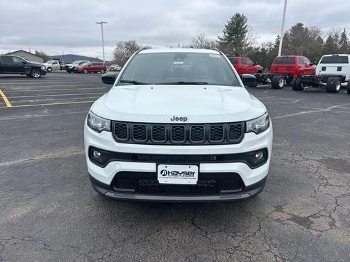 Bright White Clearcoat 2026 Jeep Compass Latitude