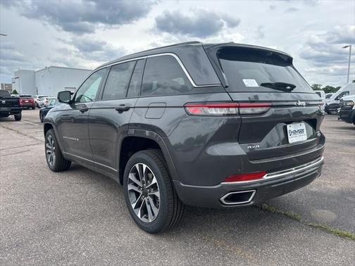 2025 Jeep Grand Cherokee Overland