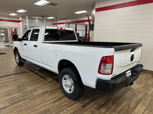 Bright White Clearcoat 2024 RAM 3500 Tradesman Crew Cab 4x4 8' Box