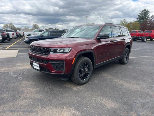 Velvet Red Pearlcoat 2026 Jeep Grand Cherokee L Altitude