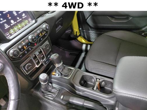 2023 Jeep Wrangler 4-Door Sahara