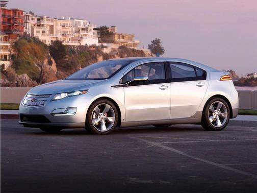Crystal Red Tintcoat 2013 Chevrolet Volt Base