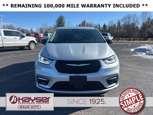 2024 Chrysler Pacifica Touring L