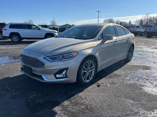 2019 Ford Fusion Hybrid Titanium