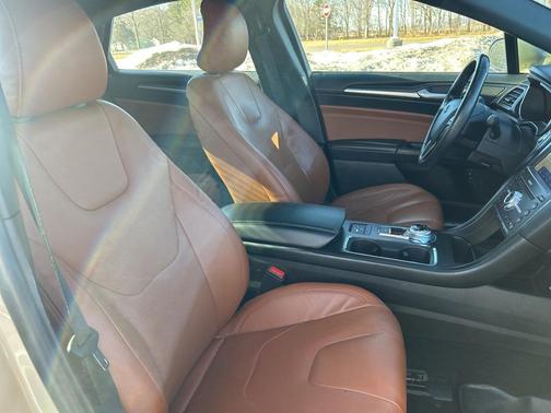 2019 Ford Fusion Hybrid Titanium