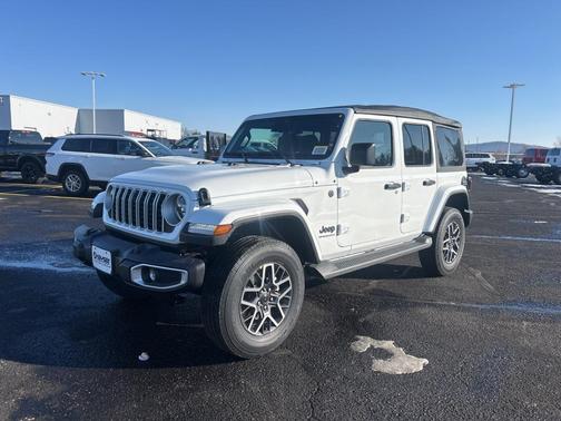 2026 Jeep Wrangler 4-Door Sahara 4x4