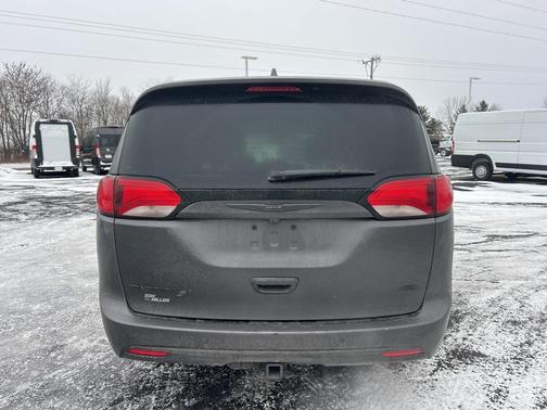 2020 Chrysler Pacifica L