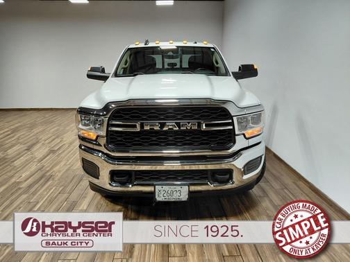 2020 RAM 2500 Tradesman Crew Cab 4X4 8' Box