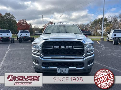 2020 RAM 2500 Tradesman Crew Cab 4X4 8' Box