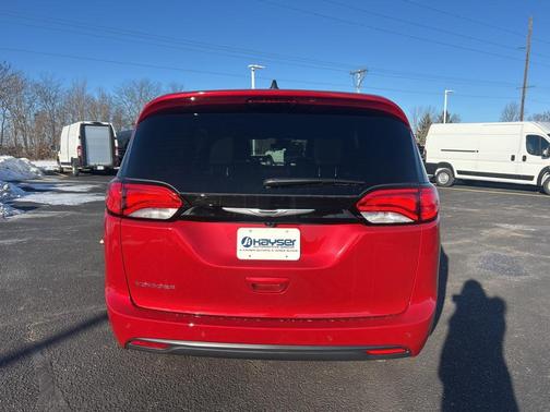 2026 Chrysler Voyager LX