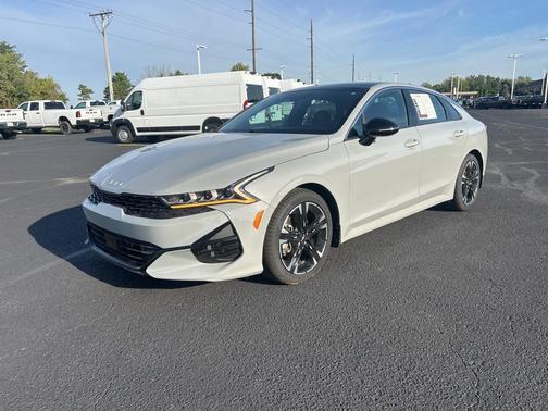 2022 Kia K5 GT-Line