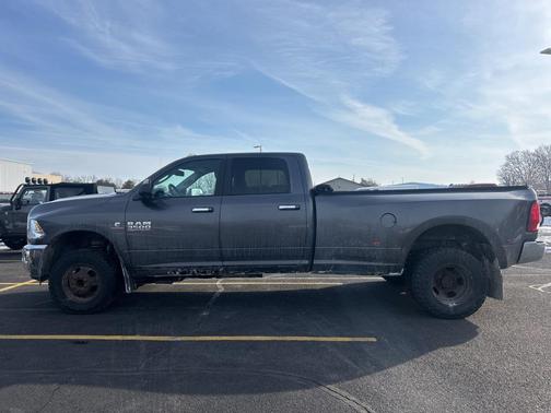2016 RAM 3500 SLT