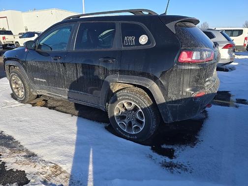 2021 Jeep Cherokee Trailhawk