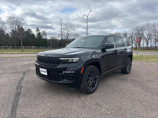 2025 Jeep Grand Cherokee Summit