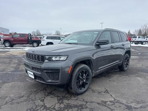 2026 Jeep Grand Cherokee Altitude