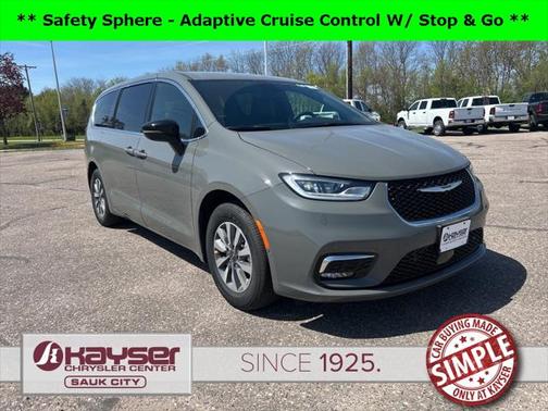 2025 Chrysler Pacifica Hybrid Select
