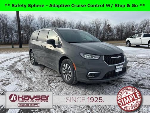 2025 Chrysler Pacifica Hybrid Select