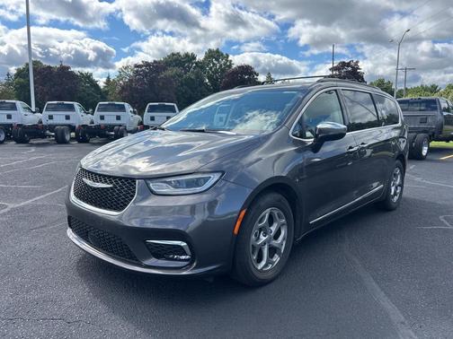 2023 Chrysler Pacifica Limited
