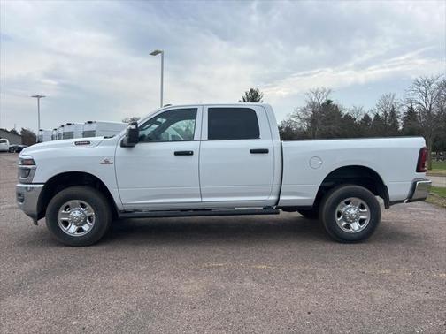 2025 RAM 2500 Tradesman Crew Cab 4x4 6'4' Box