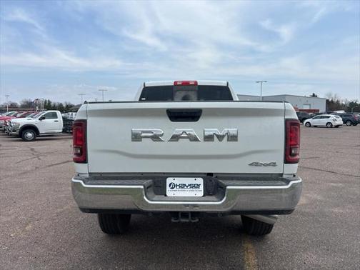 2025 RAM 2500 Tradesman Crew Cab 4x4 6'4' Box