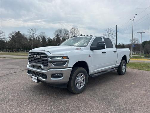 2025 RAM 2500 Tradesman Crew Cab 4x4 6'4' Box