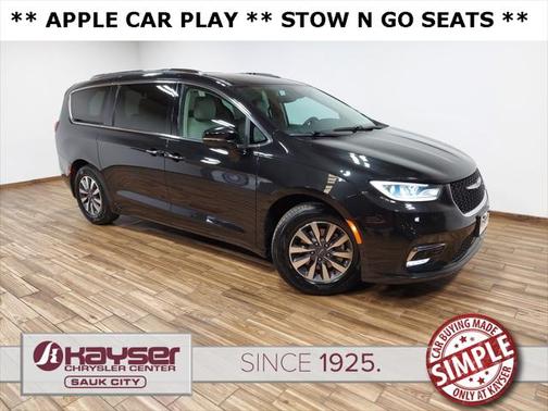 2021 Chrysler Pacifica Touring L
