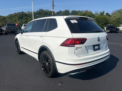 2020 Volkswagen Tiguan 2.0T SE R-Line Black