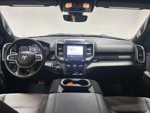 Patriot Blue Pearlcoat 2022 RAM 1500 Big Horn/Lone Star