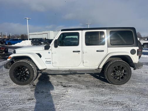 2022 Jeep Wrangler Unlimited 4xe Sahara