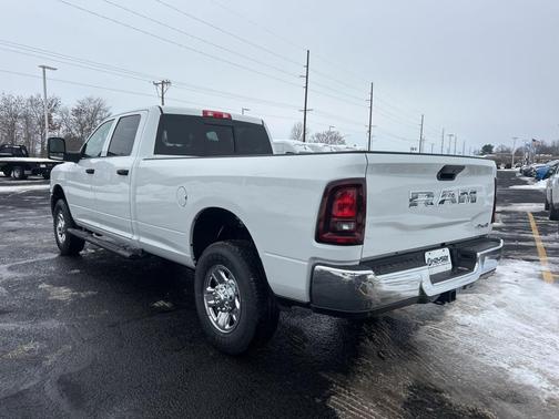 2026 RAM 3500 Tradesman Crew Cab 4x4 8' Box