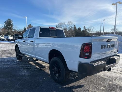 2026 RAM 3500 Tradesman Crew Cab 4x4 8' Box
