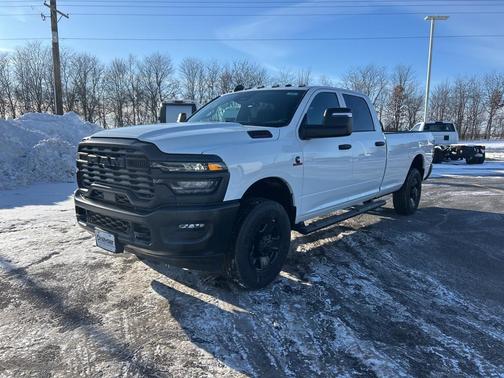 2026 RAM 3500 Tradesman Crew Cab 4x4 8' Box