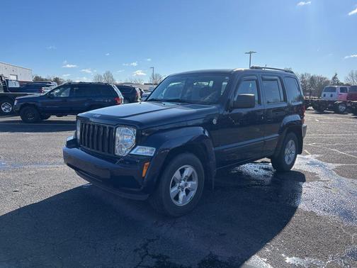 True Blue Pearlcoat 2012 Jeep Liberty Sport