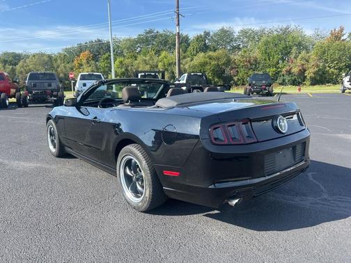 2013 Ford Mustang V6