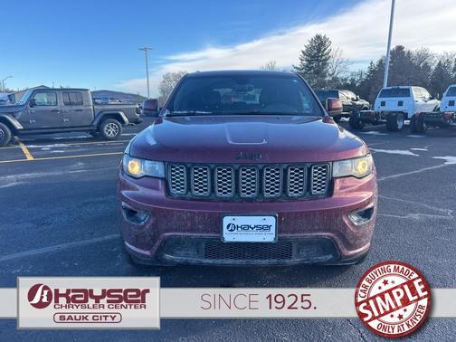 2017 Jeep Grand Cherokee Altitude