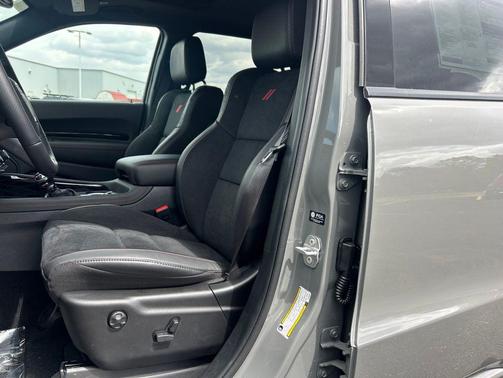 DB Black Clearcoat 2026 Dodge Durango GT Plus