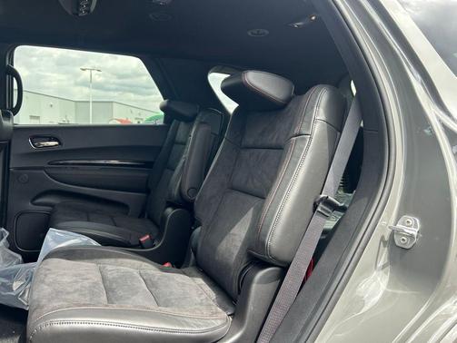 DB Black Clearcoat 2026 Dodge Durango GT Plus