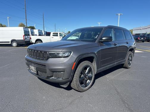 2023 Jeep Grand Cherokee L Altitude
