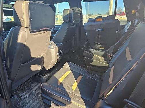 2021 GMC Yukon 4WD AT4