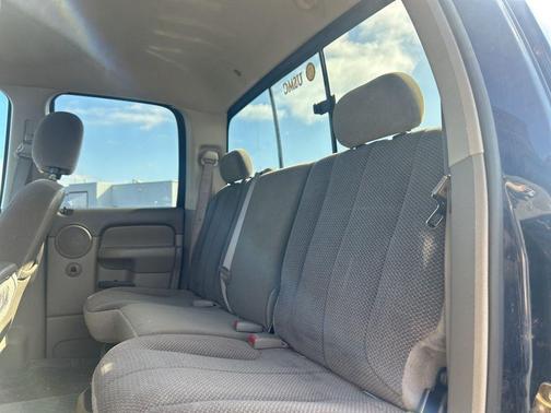 Patriot Blue Pearlcoat 2004 Dodge Ram 3500 Laramie