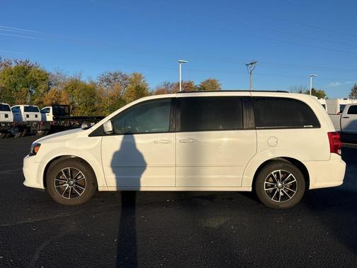2016 Dodge Grand Caravan R/T