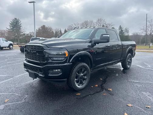 2023 RAM 2500 Limited Crew Cab 4x4 6'4' Box