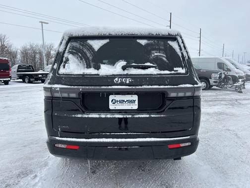 2026 Jeep Grand Wagoneer Limited Reserve 4x4