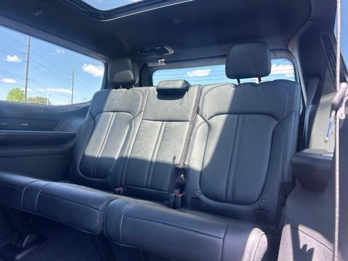 Bright White Clearcoat 2026 Jeep Grand Wagoneer Limited Reserve 4x4