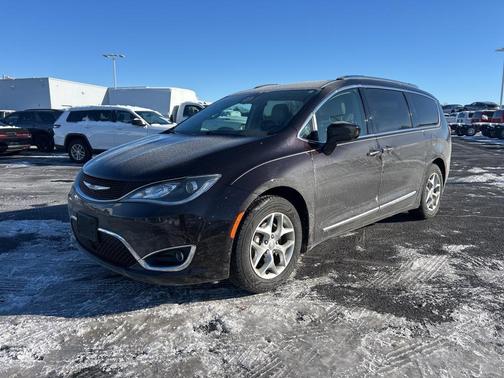 2018 Chrysler Pacifica Touring-L Plus