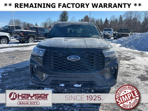 2025 Ford Explorer ST-Line