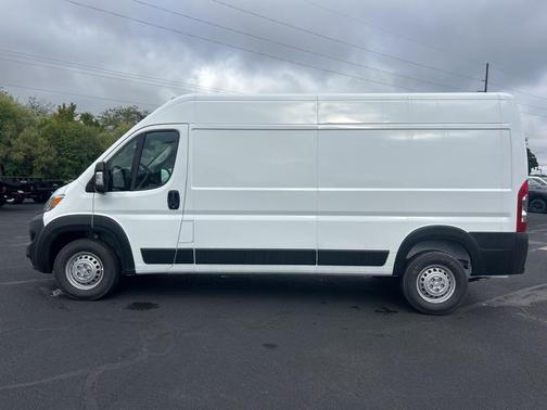 2025 RAM ProMaster 2500 Tradesman