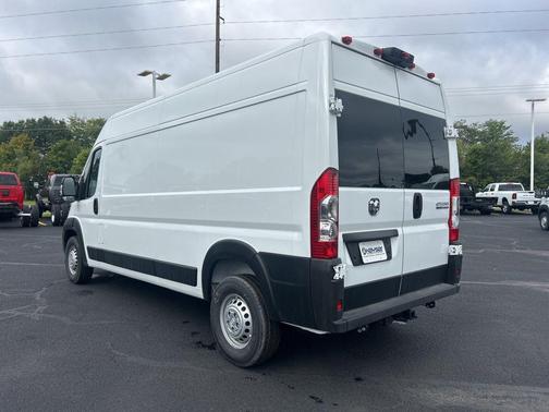 2025 RAM ProMaster 2500 Tradesman